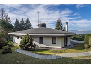 T127-ELEGANTE VILLA UNIFAMILIARE COLLINA