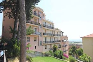 IMPERIA AMPIO QUADRILOCALE